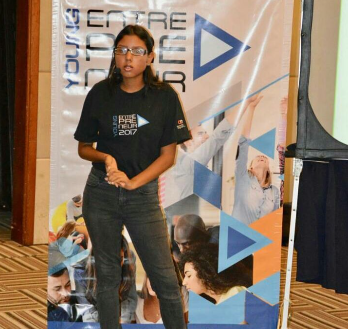 Alana Astudillo, Club de Deportes Acuáticos, ganadora del Young Entrepreneur 2017
